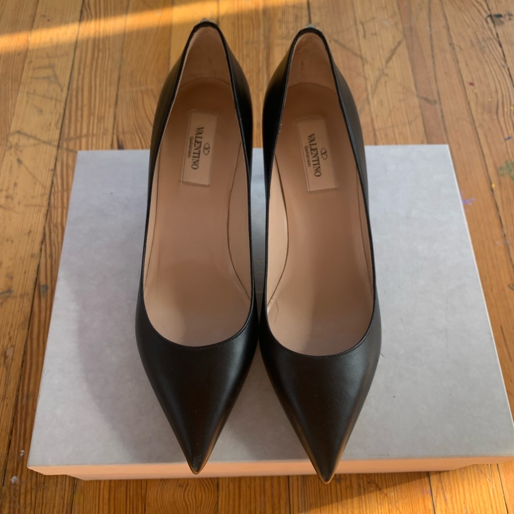 Valentino Garavani black 2” heels. Size 38 1/2, never been worn.